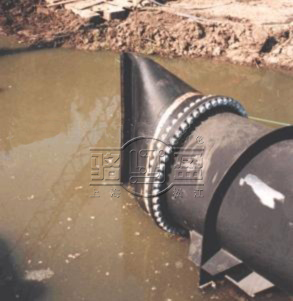 法蘭式<a href=http://m.icuqq.cn/ target=_blank class=infotextkey><a href=http://m.icuqq.cn target=_blank class=infotextkey>鴨嘴閥</a></a>現場排水圖